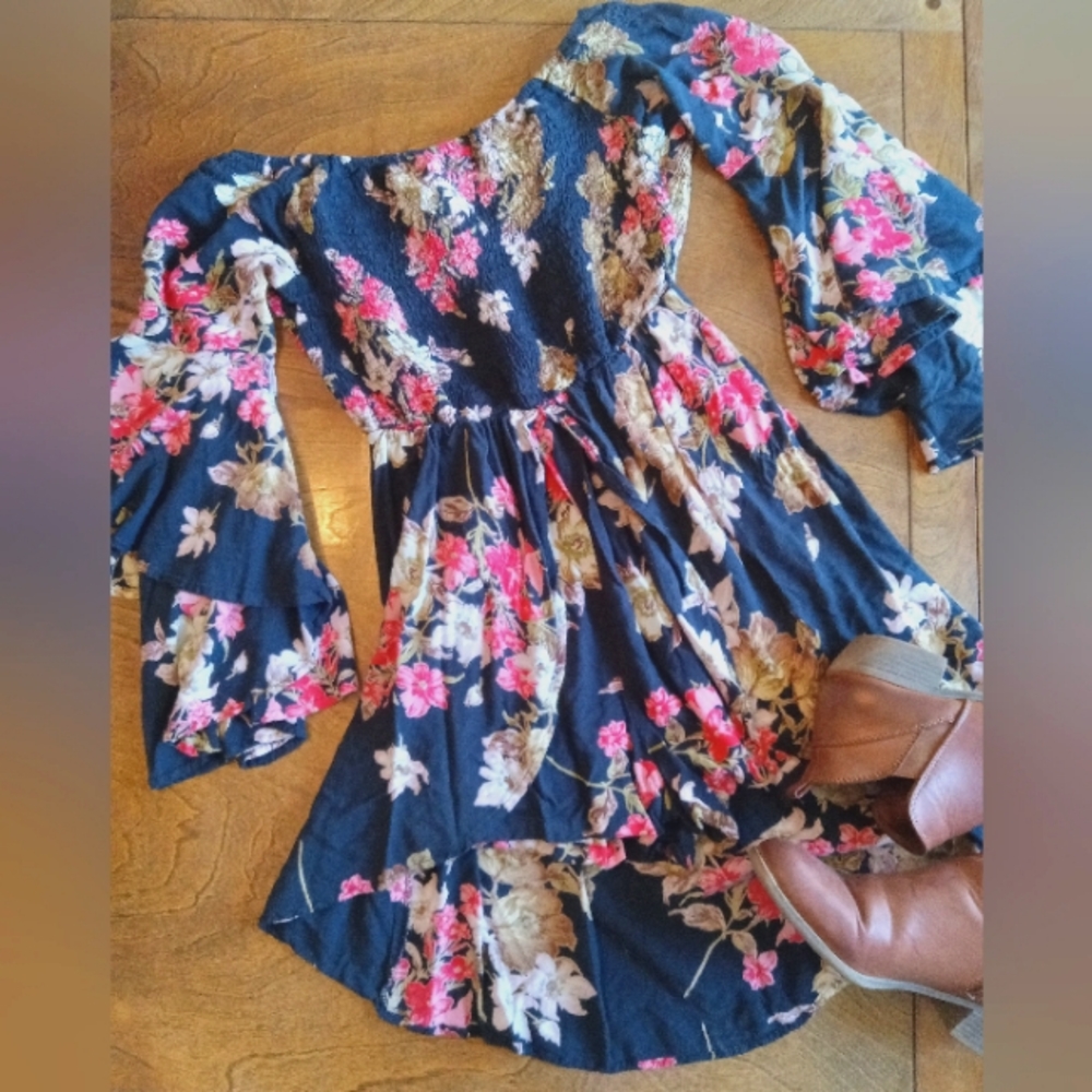 Angie Off Shoulder Floral Romper- M